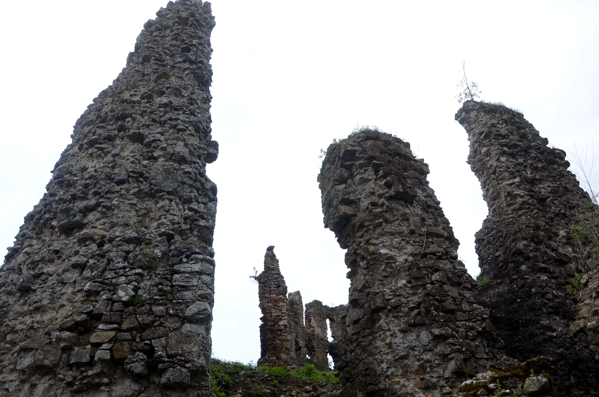 Jasenov Castle